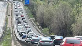 Bayram dönüşü yoğunluğu başladı! Trafik, yer yer durma noktasına geldi