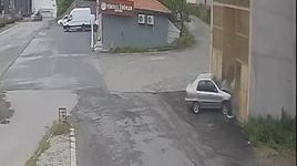Kaza böyle geldi! Direksiyon başında fenalaşınca...