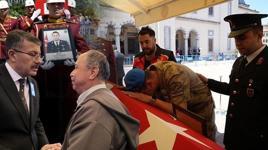 Bir babasının gururlu duruşu: Ne mutlu bana, ben de şehit babası oldum