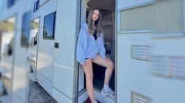 Daha 17’nin karavan güzeli! Leyla rüzgârı esiyor