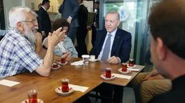 Cumhurbaşkanı Erdoğan Beyoğlu'nda vatandaşlarla buluştu