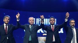 CHP'den istifa eden Haymana Belediye Başkanı Levent Koç AK Parti'ye geçti! Rozetini Cumhurbaşkanı Erdoğan taktı