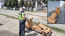 Görüntü Ayder Yaylası'ndan! 79 kilometre hıza ulaşan tahta arabaya el konuldu