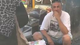 Ünlü şarkıcıyı görenler şaşkınlığını gizleyemedi! İşte balık pazarında tezgah açan Çelik'in görüntüleri
