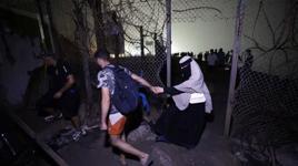 Ceuta'ya geçen düzensiz göçmenlerin bekleyişi sürüyor