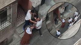 'Fön ve jöle' kavgası! Enişte 8 kişi ile evi bastı, taş ve sopalarla saldırdı
