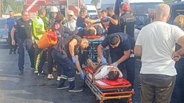 Antalya'da zincirleme kaza! 17 yaralı