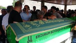 Erzurum'da korkunç kaza! 3 genç gözyaşlarıyla toprağa verildi
