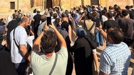 Sivas'ta 'namaz kılan silüet'e ziyaretçi akını! Her gün aynı saatte ortaya çıkıyor