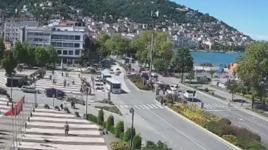 Otomobil ile çarpışan motosikletin sürücüsü yaralandı