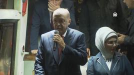 Cumhurbaşkanı Erdoğan baba ocağı Güneysu'da vatandaşlarla bir araya geldi
