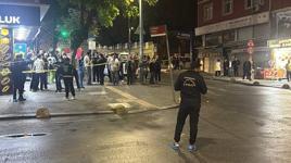 Esenler'de hareketli anlar! Bıçakla polislerin üzerine yürüyen şüpheli etkisiz hale getirildi