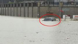 Sakarya’da sağanak hayatı felç etti