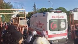 Başakşehir'de Şeyh Şamil İmam Hatip Ortaokulu'nda bıçaklı saldırı! Yaralı öğrenciler var