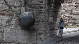 İstanbul'un ortasında yüzyıllardır saklı kalan sır! Silivrikapı'daki gürzün hikayesi