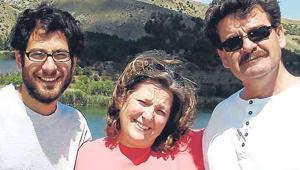 Evlat acısına dayanamadı