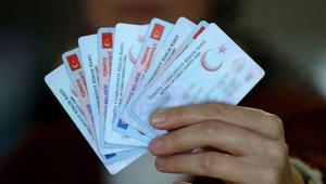 Sahte evrakla Türk vatandaşlığı almaya çalışanlara operasyon