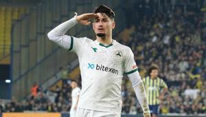 Tilki Borja Sainz Galatasaraydan sonra Fenerbahçeyi de yıktı