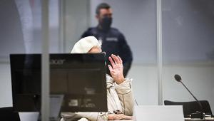 97 yaşındaki eski Nazi toplama kampı sekreterine 2 yıl hapis cezası