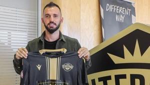 Emre Çolak’ın futbolu bırakması 1 gün sürdü
