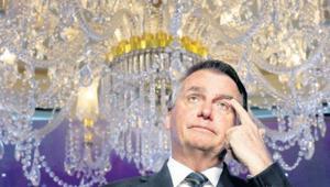 ‘Şaibeli’ mücevherleri geri verecek