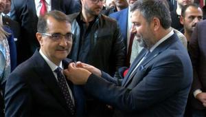 Bakan Dönmez, TBMMde milletvekili kaydını yaptırdı