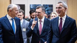 Tarihte bir ilk NATO-Ukrayna Konseyi dışişleri bakanları seviyesinde toplandı Tarihte bir ilk NATO-Ukrayna Konseyi dışişleri bakanları seviyesinde toplandı