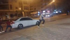 Adana Kozanda kavga eden grup polisi görünce kaçtı