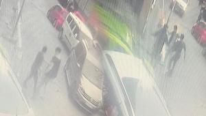 Kız meselesi kanlı bitti Arkadaşının başına bıçak sapladı