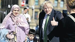 Kimlik yerine dergi fotosunu göstermiş...