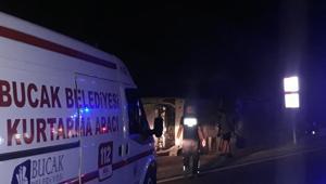 Isparta-Antalya karayolunda yolcu otobüsü devrildi Yaralılar var