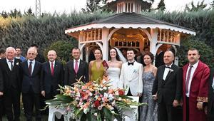 Kılıçdaroğlu ve Özel nikah şahidi oldu