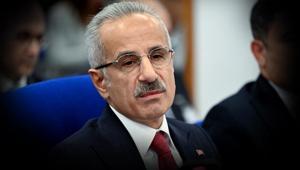 Bakan Uraloğlundan dikkat çeken sosyal medya mesajı: Herkesin haddini bilmesi lazım