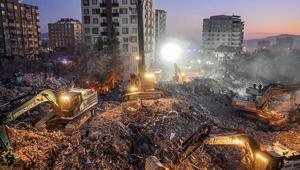 Depremde 52 kişinin öldüğü Reyyan Apartmanına ilişkin dava 17 Nisana ertelendi