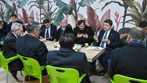 Adalet Bakanı Tunç Boluda hayatını kaybeden Gençbayın ailesini ziyaret etti