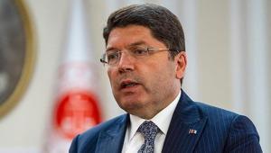 Bakan Tunç: Gazetecilik faaliyeti ile kimse gözaltına alınmaz