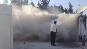 Hatayda depremzede konteyneri bir anda alev aldı