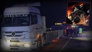 Bitliste kaçak göçmenleri taşıyan TIR devrildi: 1 ölü, 4 yaralı