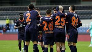 Başakşehir kupada Çorum FKya gol yağdırdı: 4-1
