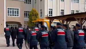 22 ilde FETÖye Kıskaç operasyonları: 24 tutuklama