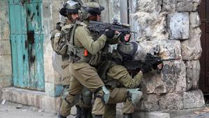 İsrail güçleri, saldırı hazırlığı yaptıkları iddiasıyla 2 kişiyi gözaltına aldı