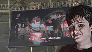 Mattia Ahmet Minguzzi çok sevdiği Beşiktaş tribünlerinde anıldı