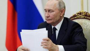 Son dakika... Kremlinden açıklama: Putin gerekirse Zelenskiy ile görüşmeye hazır