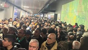 İstanbul’da metrolarda kar yoğunluğu
