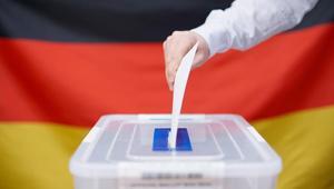 Almanya, 23 Şubatta yeni seçim yasası ve 53 Türk kökenli adayla seçime gidecek