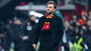 Galatasarayda Okan Buruk yönetimle görüştü Her şey çok farklı olacak