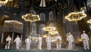 Ayasofya-i Kebir Cami-i Şerifinde ramazan temizliği yapıldı