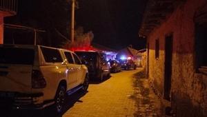 Her satırı vahşet Babasını başını taşla ezerek öldürdü