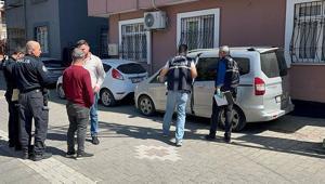 Adanada dehşet: Boşanma aşamasındaki eşinin ailesine ateş açtı Ölü ve yaralılar var