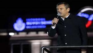 CHP Lideri Özgür Özel İBB binası önünde toplananlara hitap etti